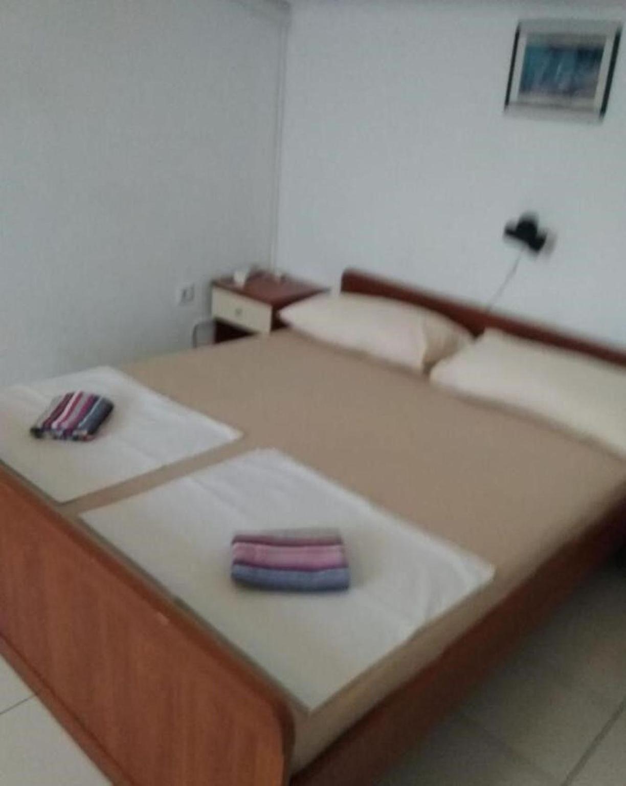 Apartments Vlado - 50M From The Sea Rogac Exterior photo